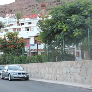 casa-feliz-con-parking-privado-gratis.in-canary-islands.com/