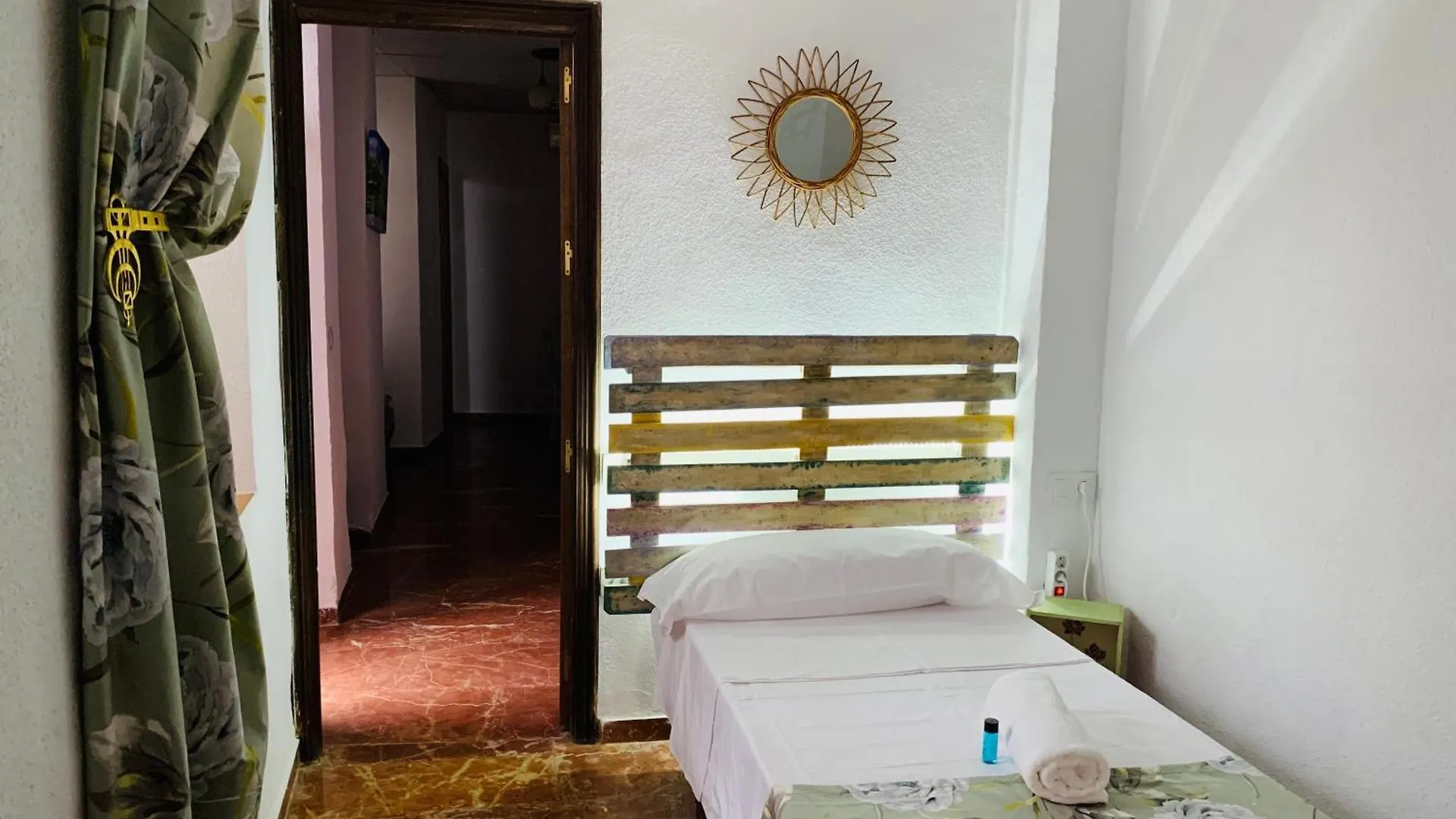 Apartamentos La Casa Del Azafran Cordoba Apartment